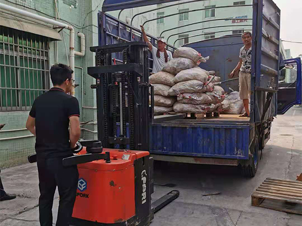 厂家直收电池正极片 回收电池正极材料 厂家直收电池正极片 回收电池正极材料