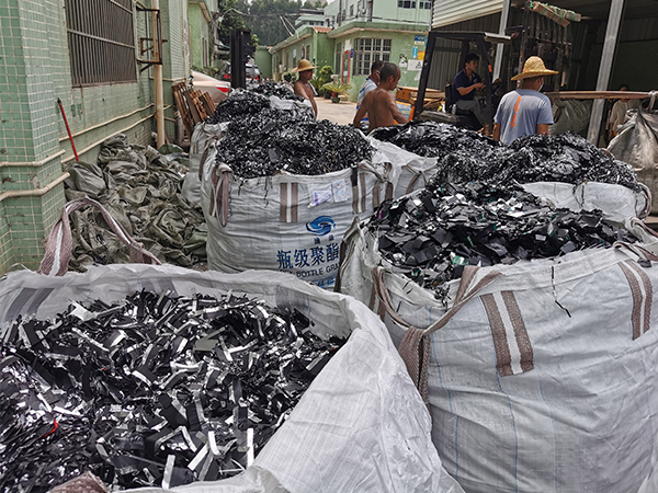 电池片 旧的91精品国产麻豆91久久久久久回收价格 多少钱一吨