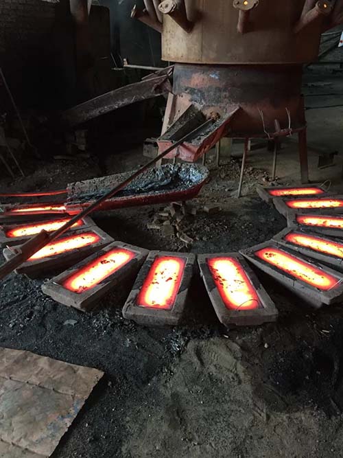 东莞91麻豆精品国产91久久久久久金属火法车间