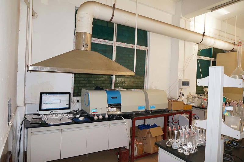 91麻豆精品国产91久久久久久金属实验室