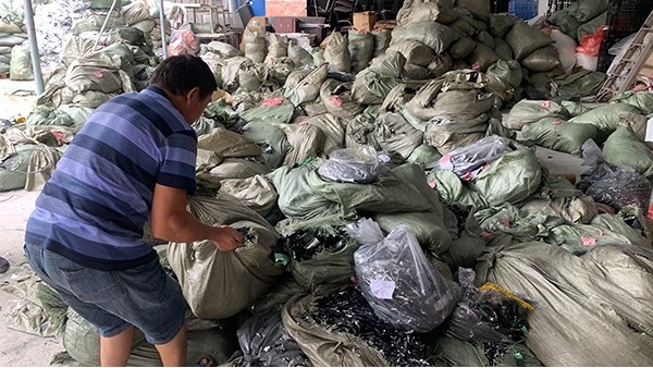 91麻豆精品国产91久久久久久金属：国内国产麻豆成人传媒免费观看回收技术发展现状